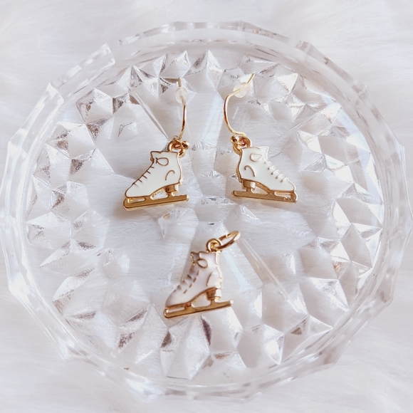Winter Wonderland Ice Skating Jewelry Set 3 pc - Picture 2 of 7